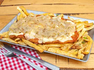 Milanesa fugazzeta-jamon papas
