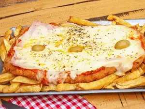 Milanesa napolitana + papas