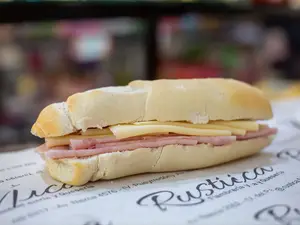 Jamón y queso