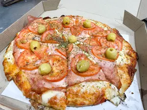 Pizza De Napolitana