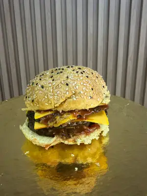 Hamburguesa Triple cuarto de libra