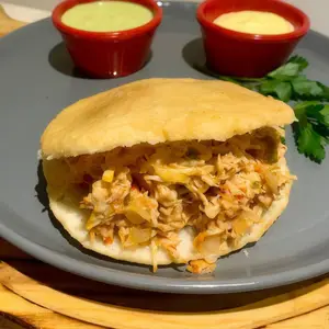 Arepa De Pollo