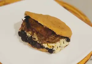 Arepa Pabellon