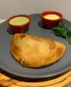 Empanada Domino