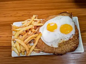 Milanesa a caballo