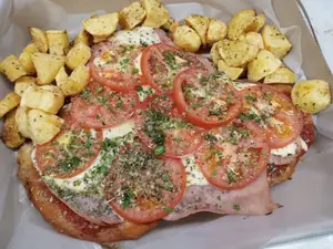 Super Suprema Napolitana
