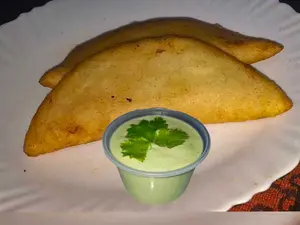 Empanada de jamòn con queso