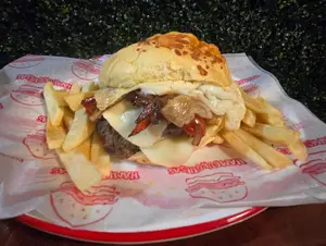 Hamburguesa la de morrón s