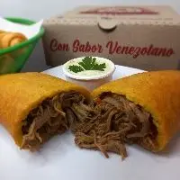 Empanada De Carne Mechada