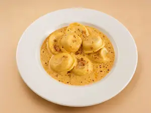 Sorrentinos De Jamón & Muzza