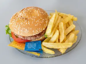 Completa c/ huevo frito