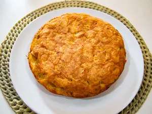 Tortilla de papas con cebolla