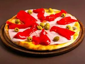 Jamón y morrones