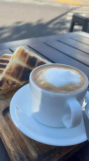 Cafe Con Leche + Tostado