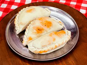 Empanada de carne picante