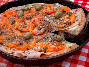 Pizza Napolitana Con Jamon