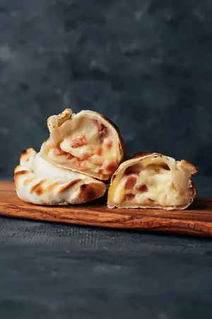 6 Empanadas