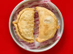Empanada jamón y queso 80gr