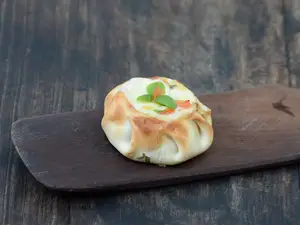 Canastita caprese. Horneadas
