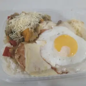 Pollo Grillado Con Guarnición