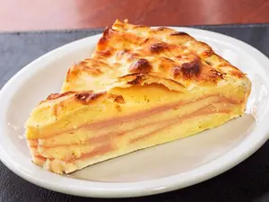 Tarta de jamon y queso