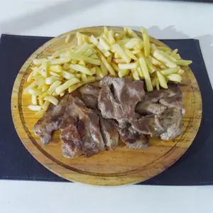 Bondiola Con Guarnición