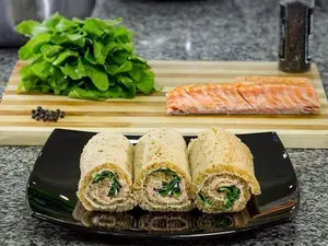 Arrolladito salmón ahumado x 3