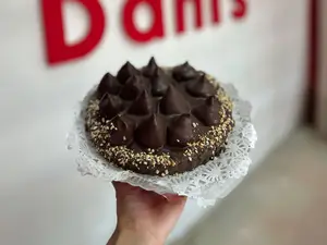 Tarta conos de dulce de leche