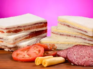 Salame y queso (13x8.5cm)