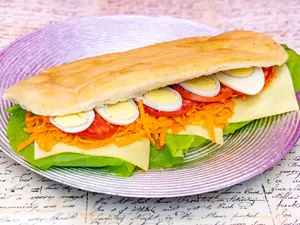 Sándwich pipo vegetariano25cms