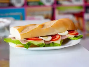 Sándwich supermario 25cms