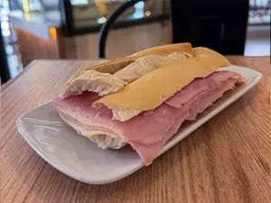 Sandwich frances