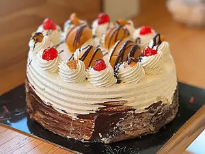 Torta grande -crema c/ durazno
