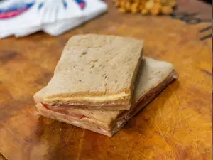 6 de jamón crudo y berenjenas