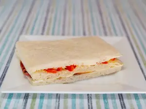 6 sándwiches de jamón y morron