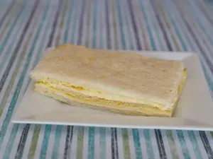 6 triples de queso y choclo