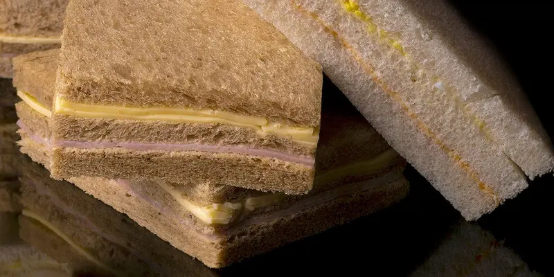 Sándwiches De Miga Raúl Uriarte
