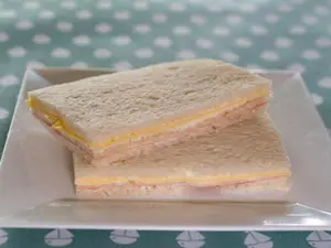 6 jamón, queso y huevo