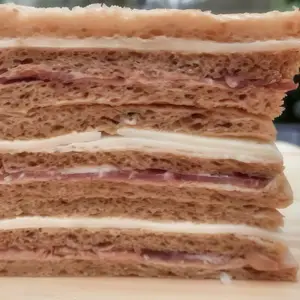 Jamón crudo, y queso