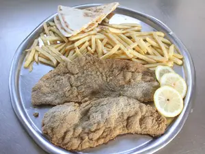 Milanesa simple `p2 con papas