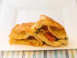 Empanada caprese