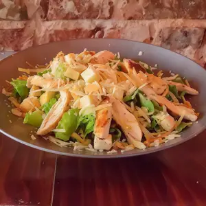 Ensalada cesar con pollo