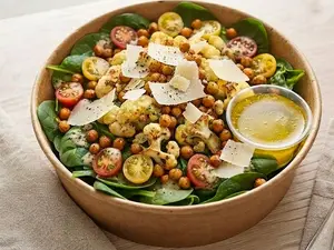 Ensalada sin tacc sin lactosa - golden veggie