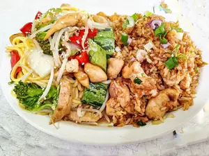 Combinado +sopa wantán