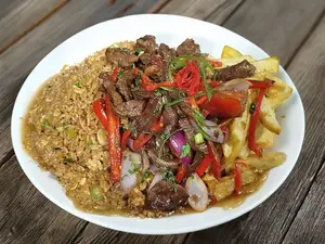 Lomo salteado+arroz chaufa