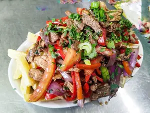 Lomo salteado de carne