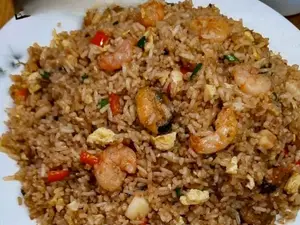 Arroz chaufa de mariscos