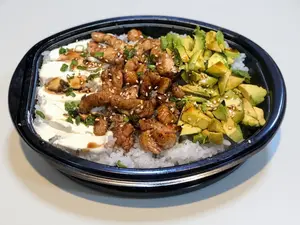 Ensalada de pollo en Teriyaki