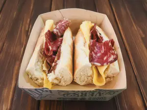 Panini spianatta y queso