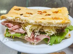 Sándwich de focaccia 2